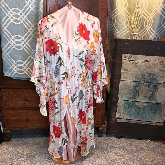 P-10 satin-like metallic long duster shrug Large - Picture 1 of 8